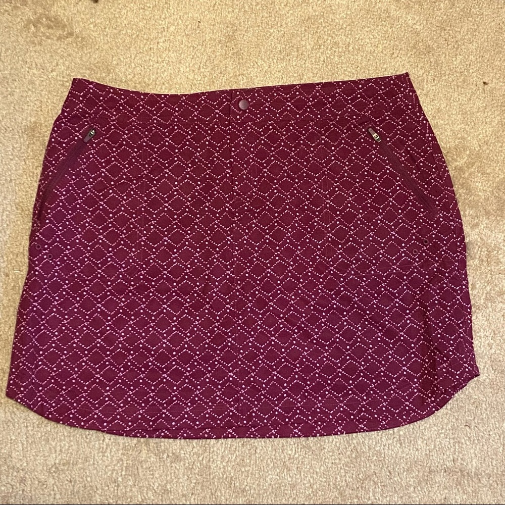 Title Nine Rogue Activewear Skirt Berry Print